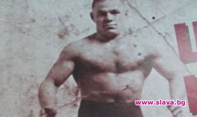 Нова книга разказва историята на Дан Колов