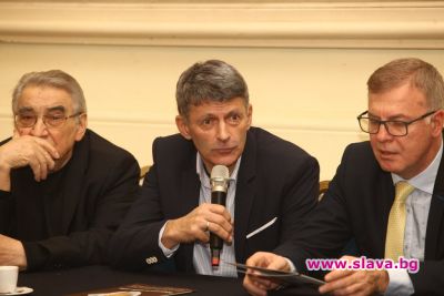 slava.bg : Петър Попангелов сподели впечатленията си като почитател на KIMBO. slava.bg : Петър Попангелов сподели впечатленията си като почитател на KIMBO.
